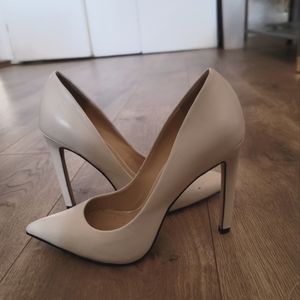 Theory size 36 heels